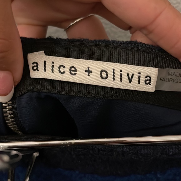 Alice + Olivia Elana Textured Mini Skirt - Picture 8 of 9